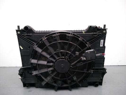 Jaguar Xe X760 X260 2.0 Diesel Radiator Rad Pack Gx73-8c607-Ad