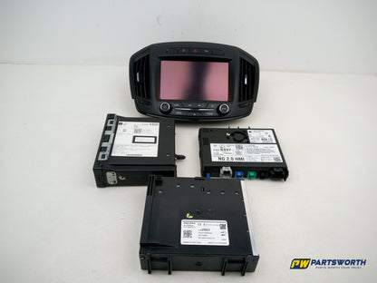 Radio - DAB/CD Player, Display screen + Facia  1