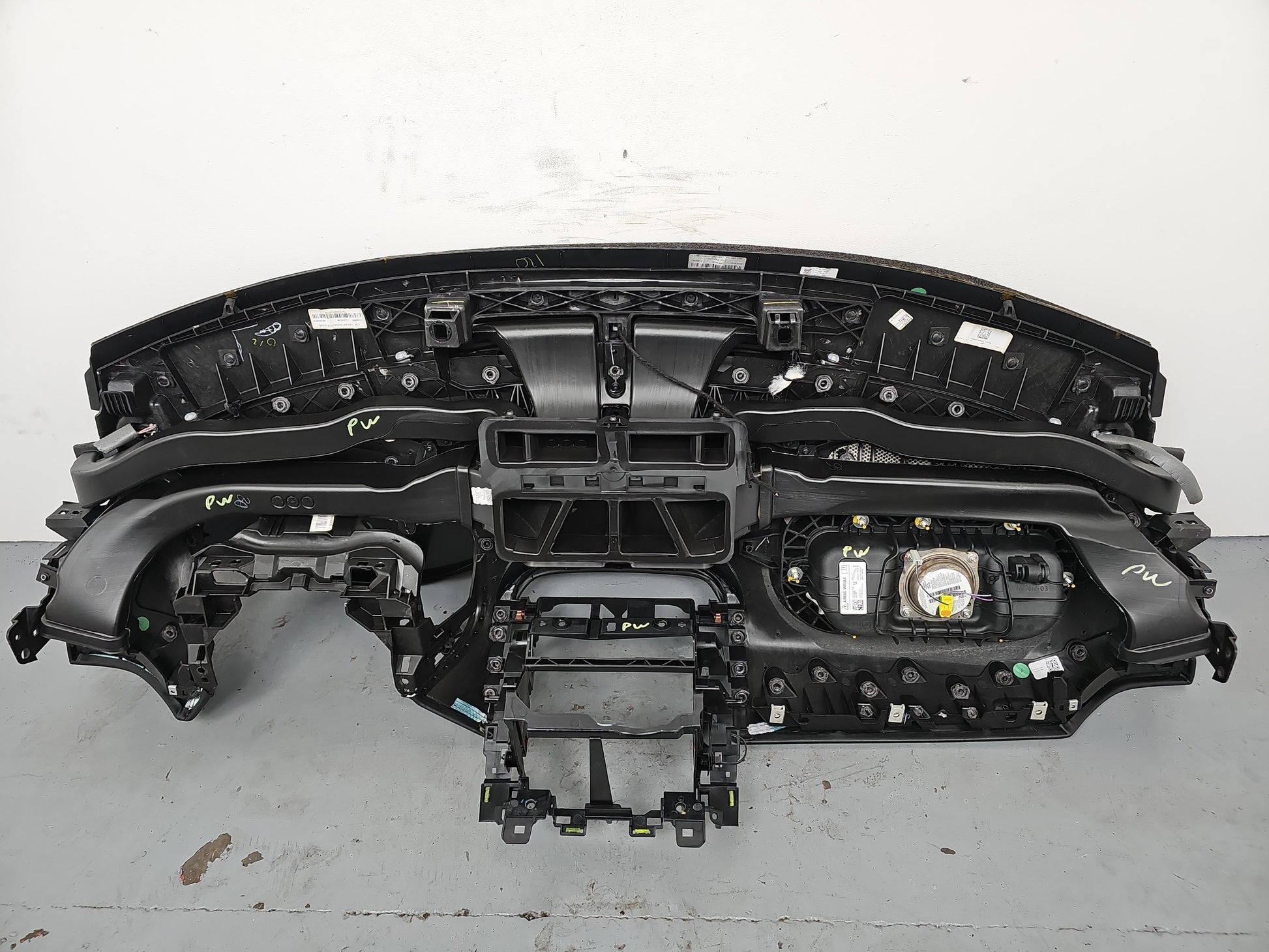 Dashboard Kit including passenger side airbag  8