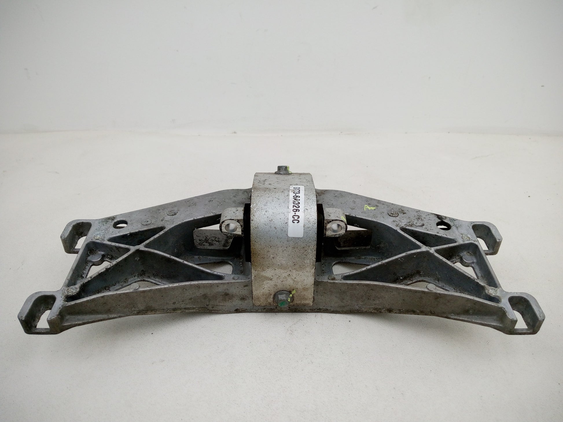 Transmission Mounting Bracket 1