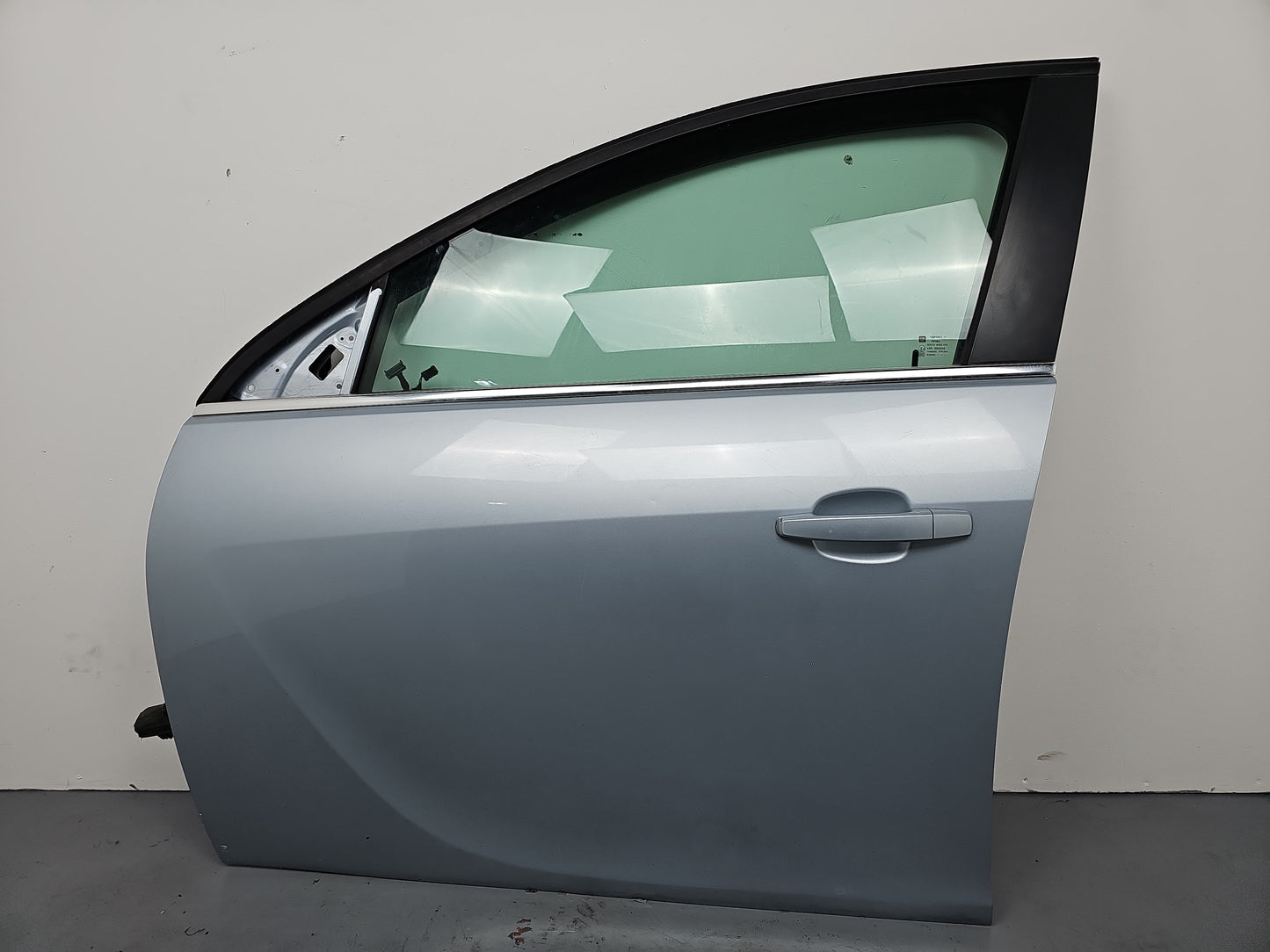 Vauxhall Insignia A Estate Door Front Lh Passenger Silver Z 189 2013-2016