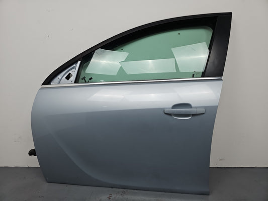 Vauxhall Insignia A Estate Door Front Lh Passenger Silver Z 189 2013-2016