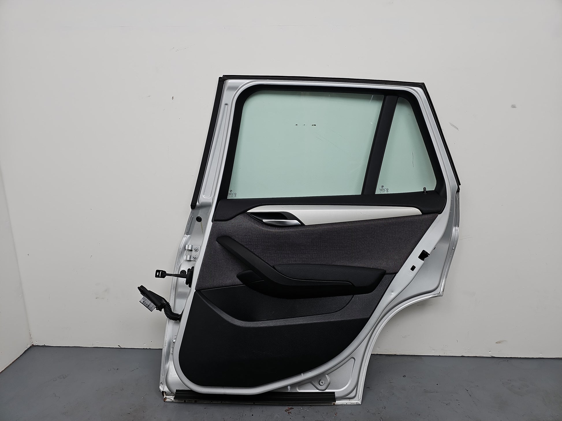 2010 Bmw X1 Xdrive20d Se Auto Door Rear Right Side Titanium Silver Metallic 354 - photo 6
