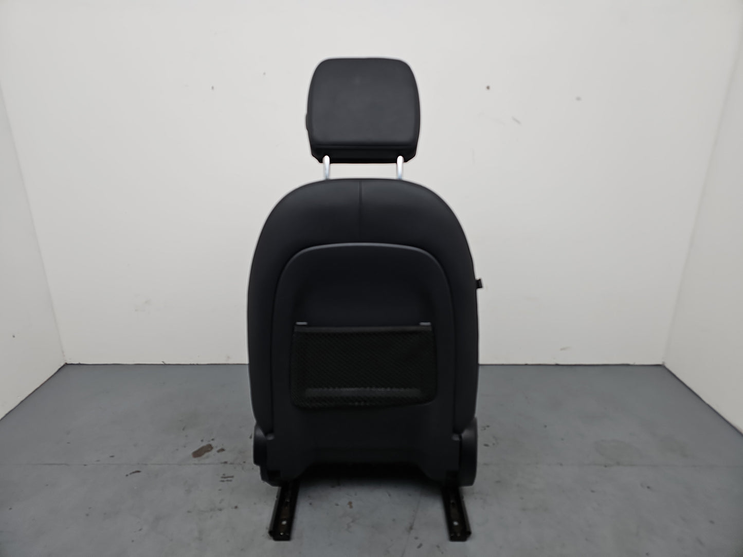2015 Jaguar Xe Portfolio D Auto Seat Front Rh - photo 7