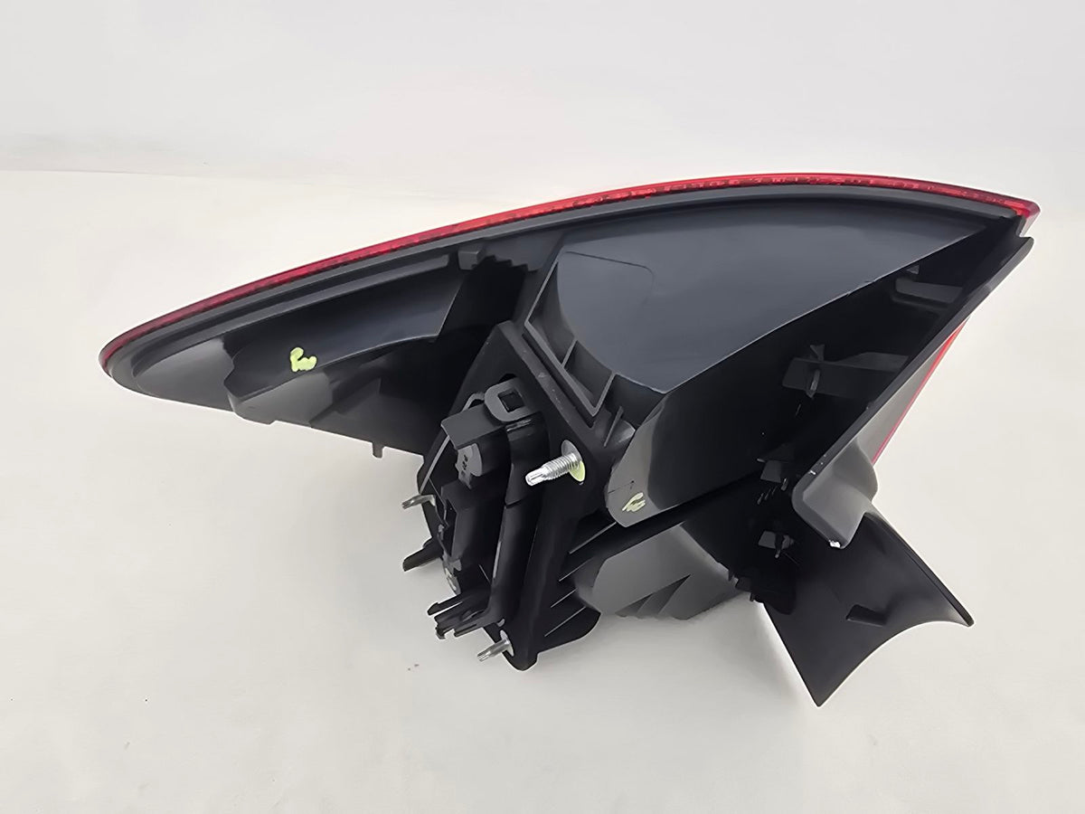 Lamp Assembly Rear RH 7