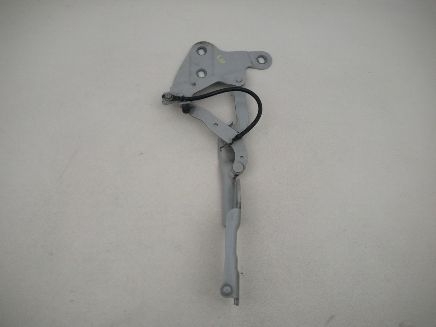 Bonnet Hinges 7