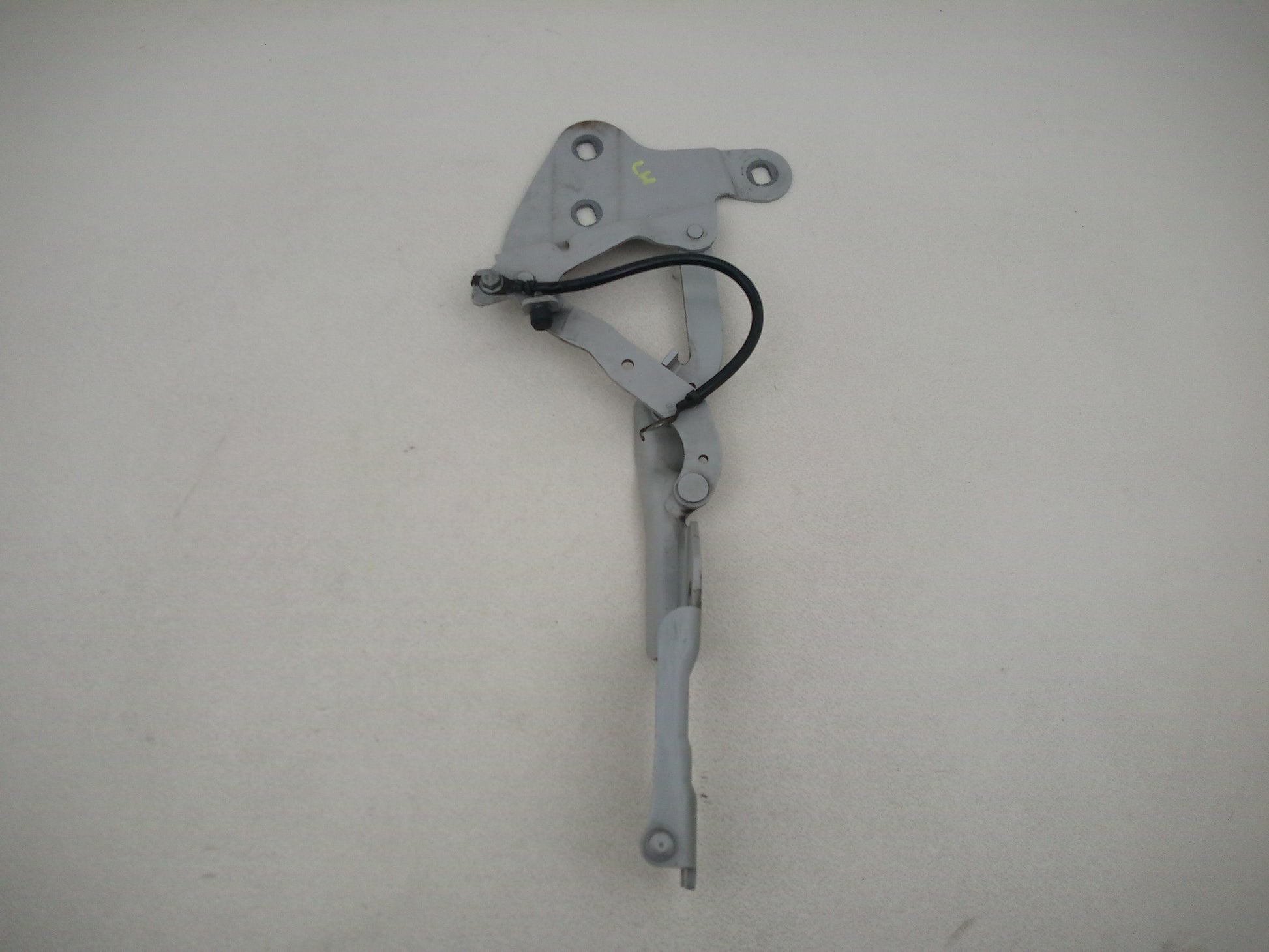 Bonnet Hinges 7