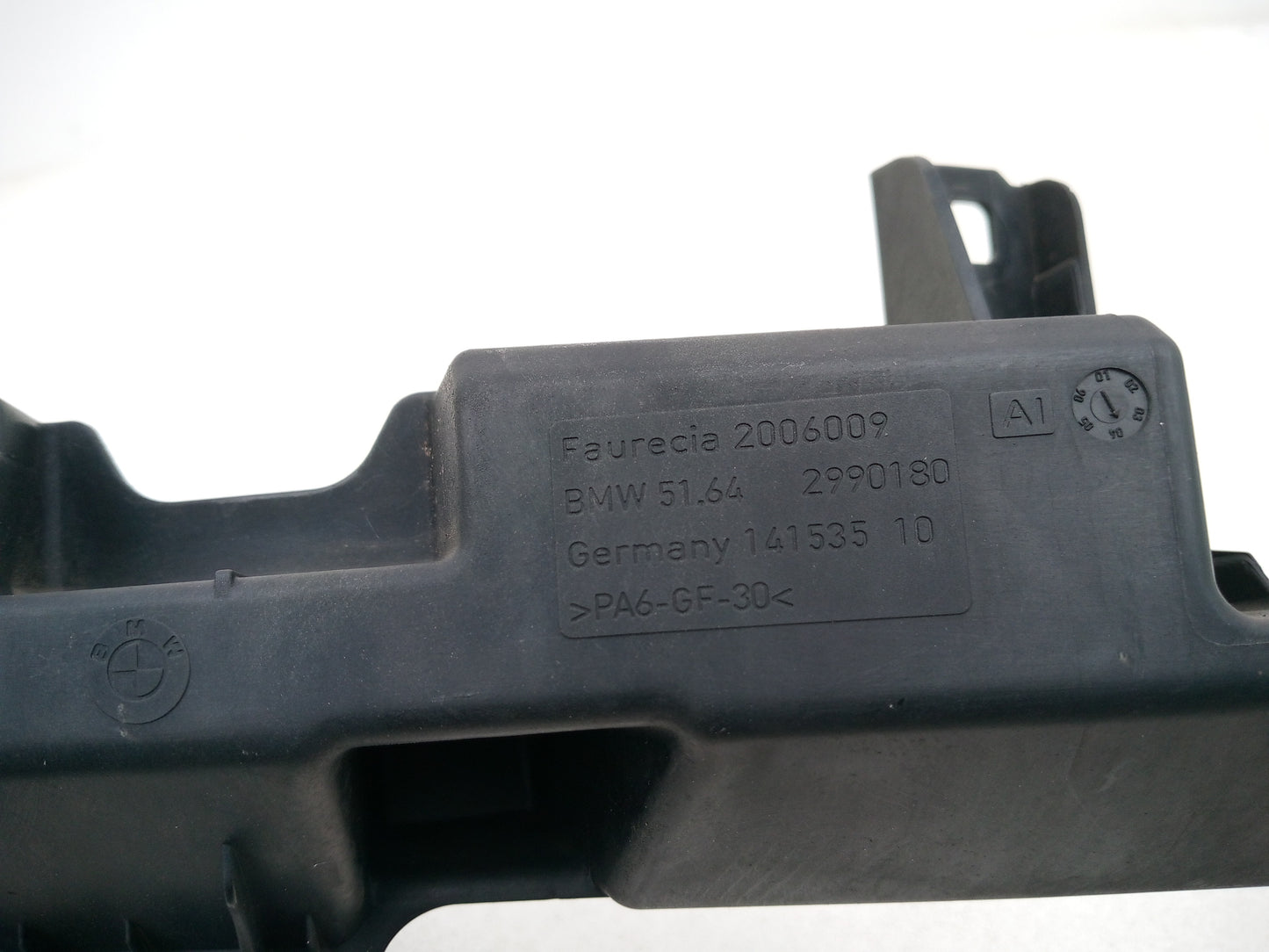Headlamp Panel Support Bracket RH 6