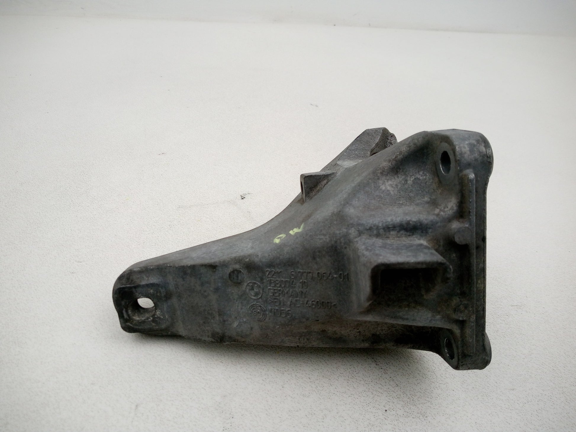 Engine Mounting Bracket 1