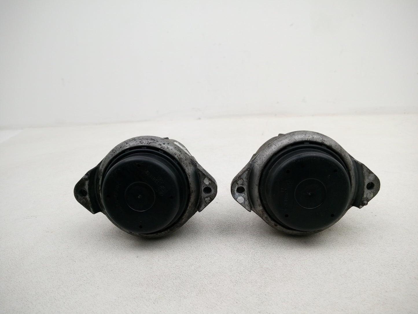 Set Of Engine Mounts LH + RH 1