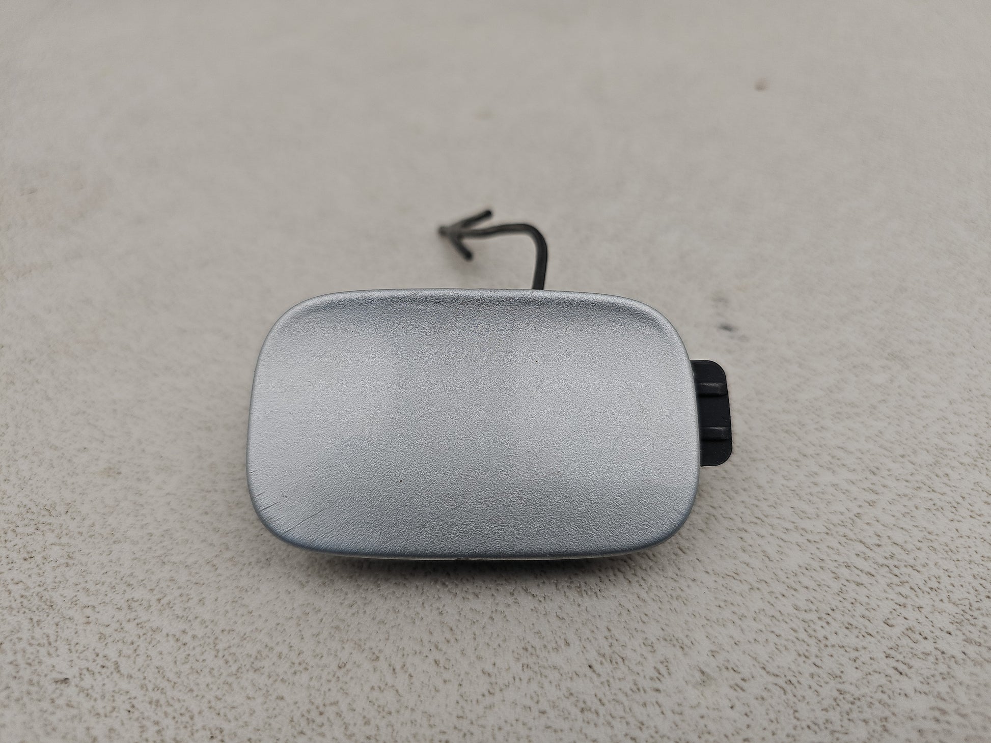 Towing eye 1