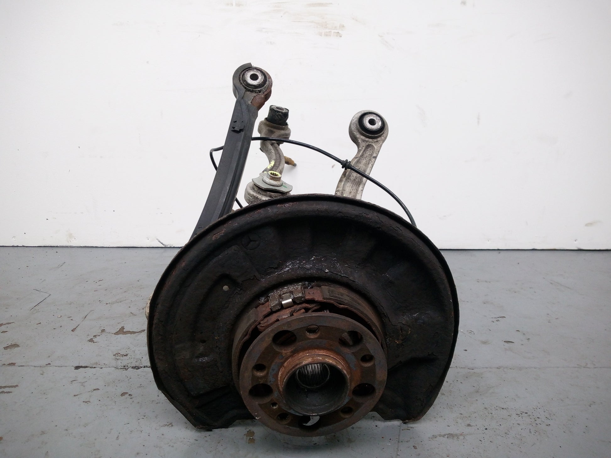 Wheel Hub Rear LH 1
