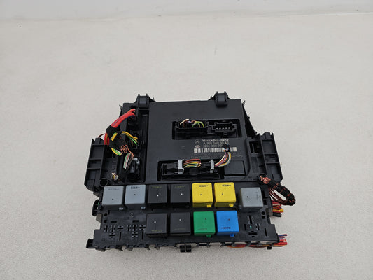 2008 Mercedes B180 Cdi Se Sam Control Module & Fuse Box