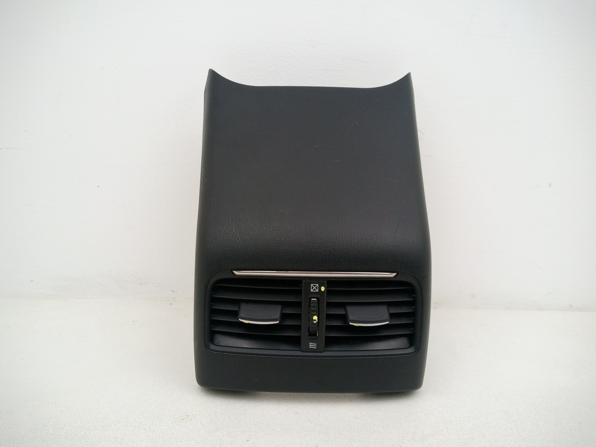 Dashboard Trim With Air Vent  1
