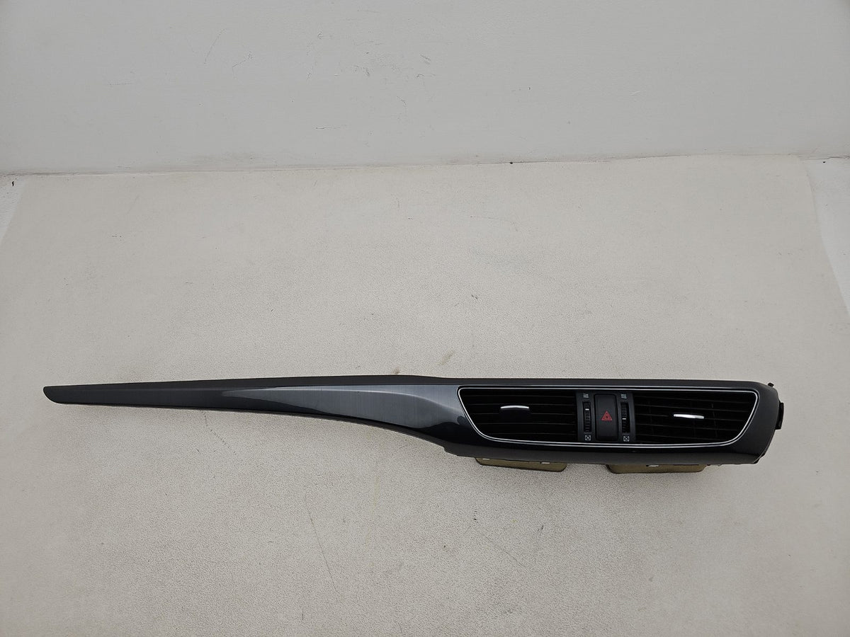 Dashboard Trim With Air Vent  1