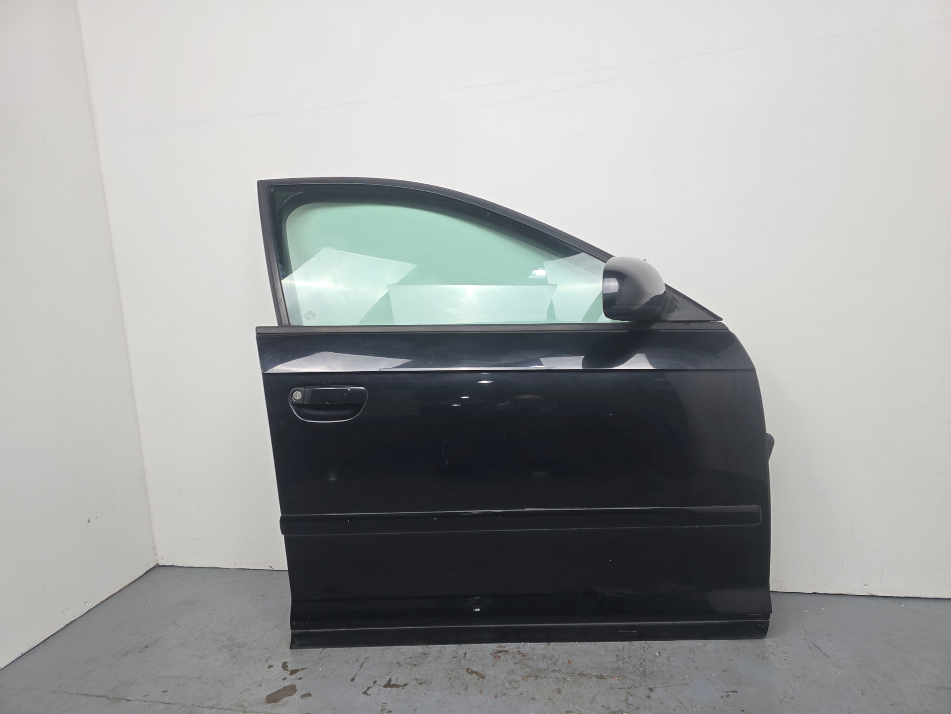 Audi A3 8p 5door Nsf Right Driver Side Front Door Mirror Black Lz9y