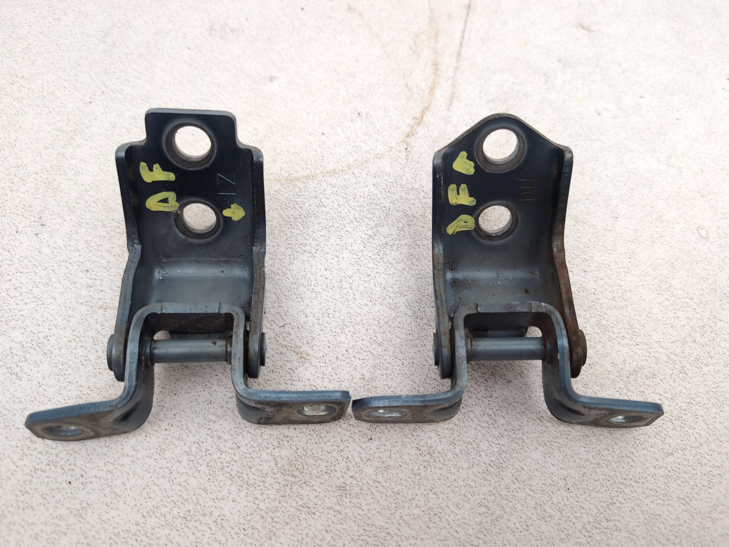 RH Front Door Hinge Pair  1