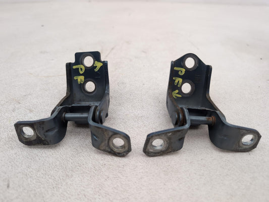 LH Front Door Hinge Pair  1