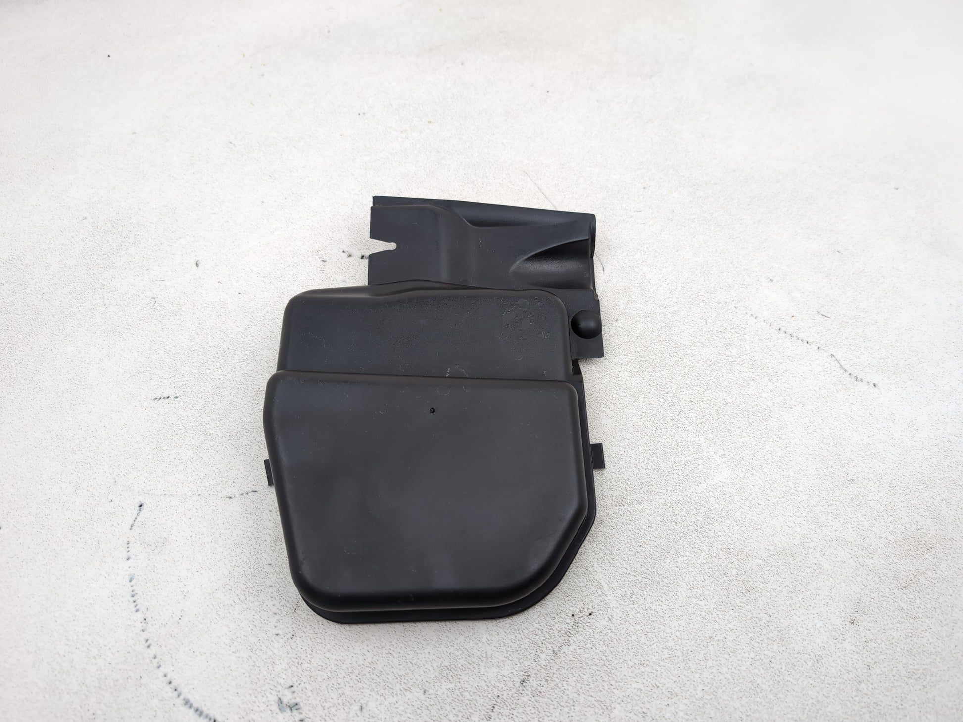 Pollen Filter Housing Cover 1