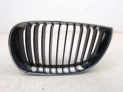 Grille Front 1