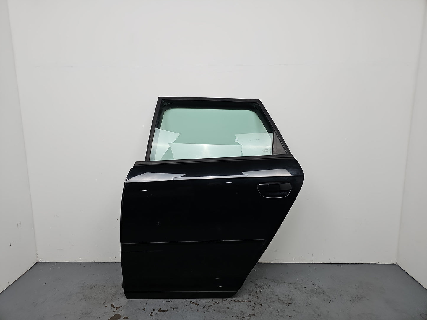 Door Rear LH 1