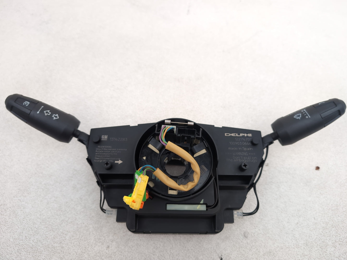 Wiper Stalk, Cruise Control, Gear Selector Stalk  1
