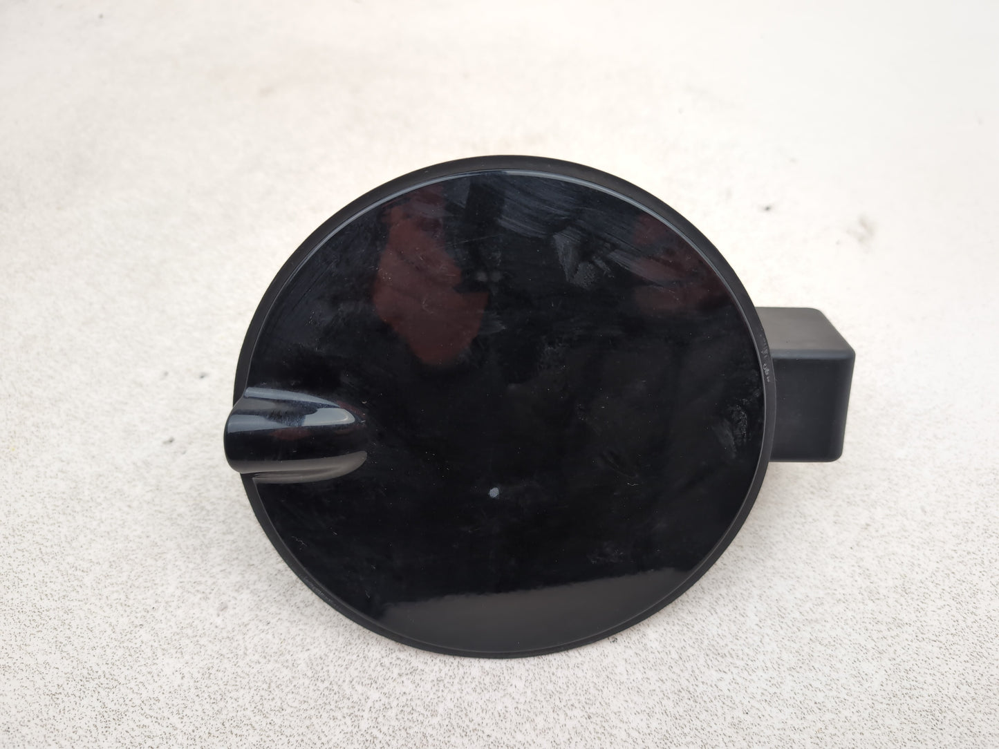 Fuel Filler Flap 1