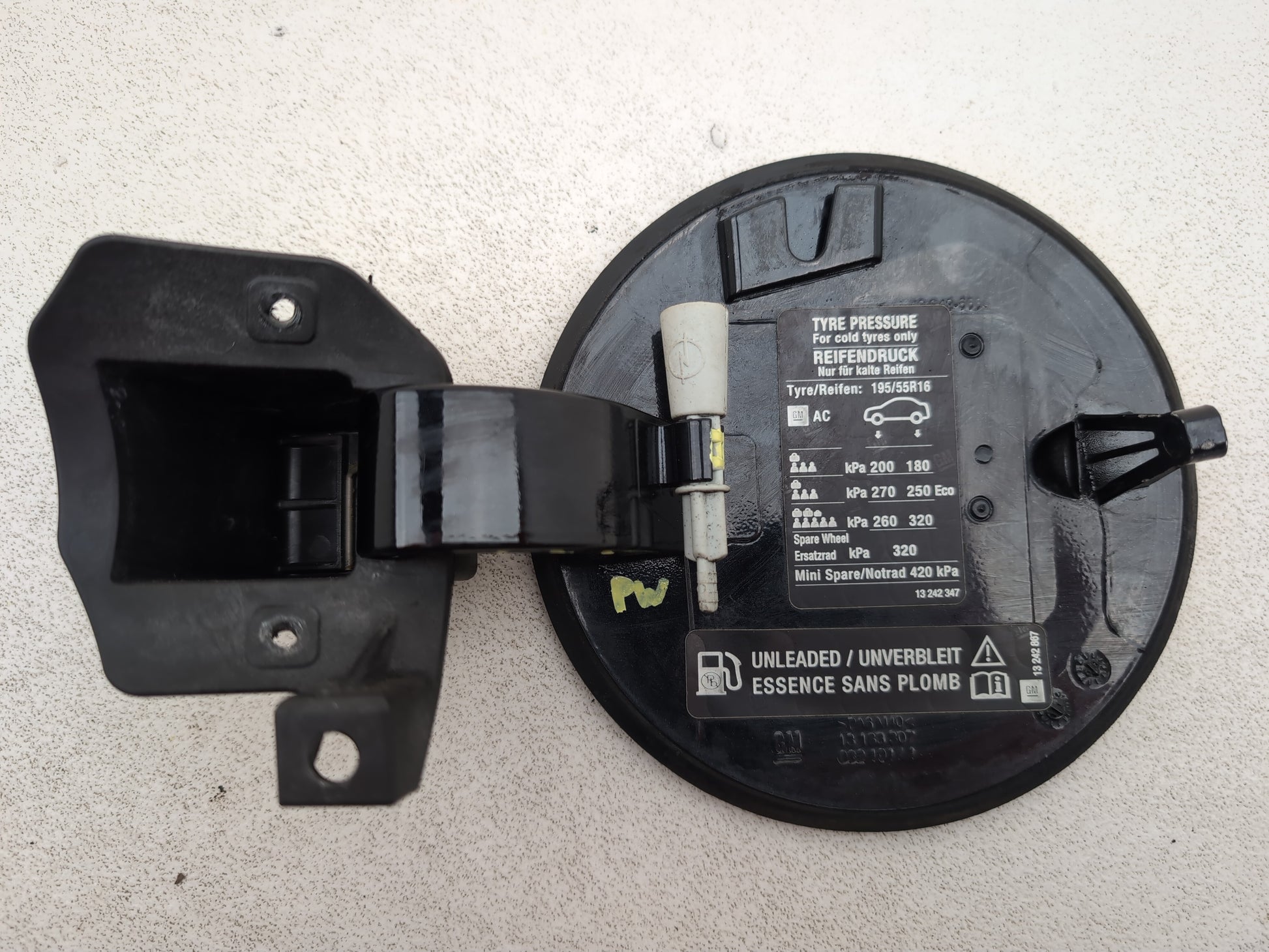 Fuel Filler Flap 7