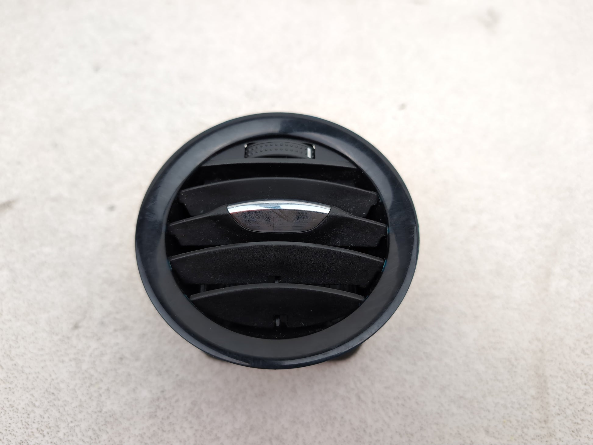 Dashboard Trim With Air Vent  1