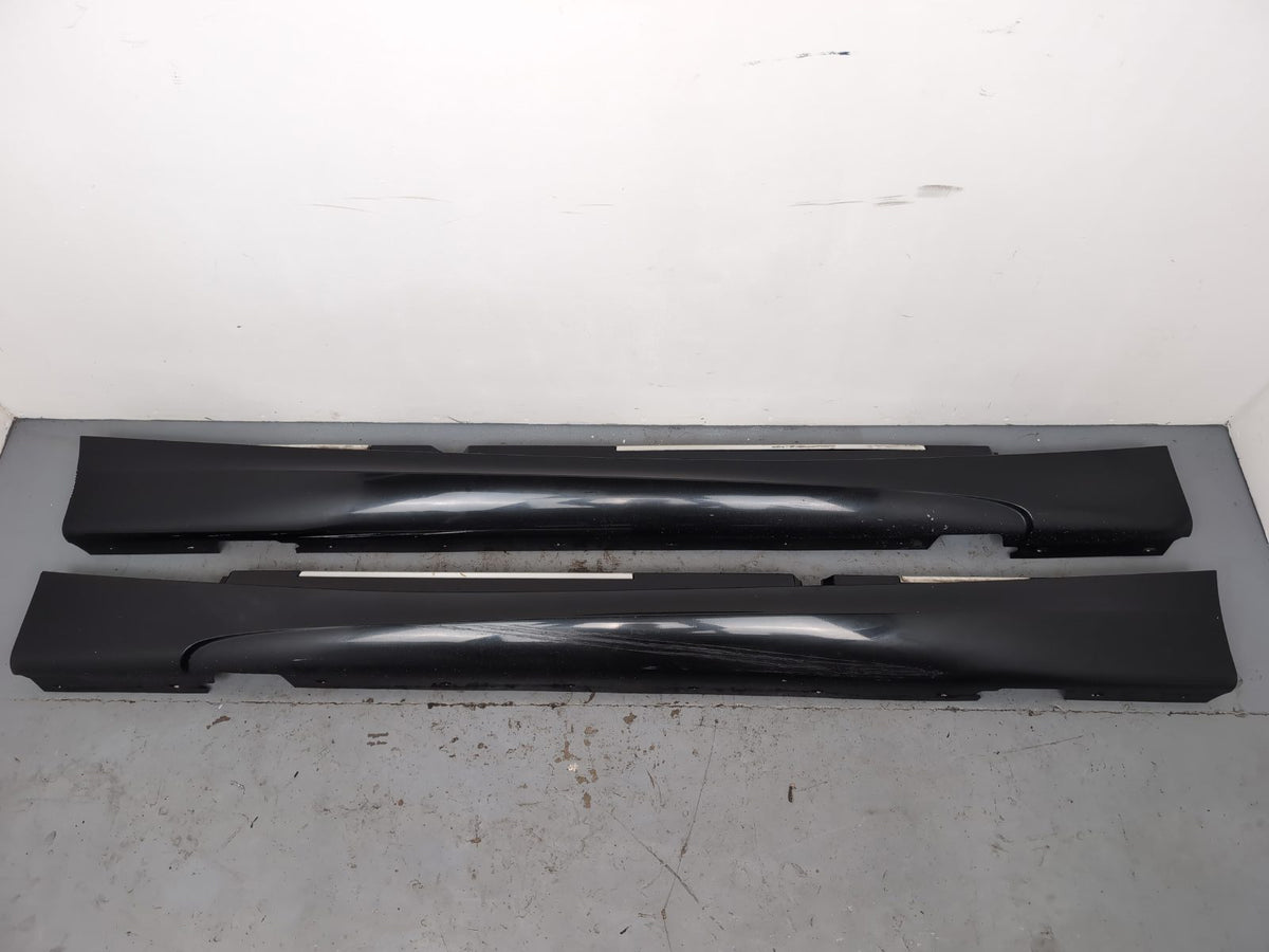 Side Skirt LH 1