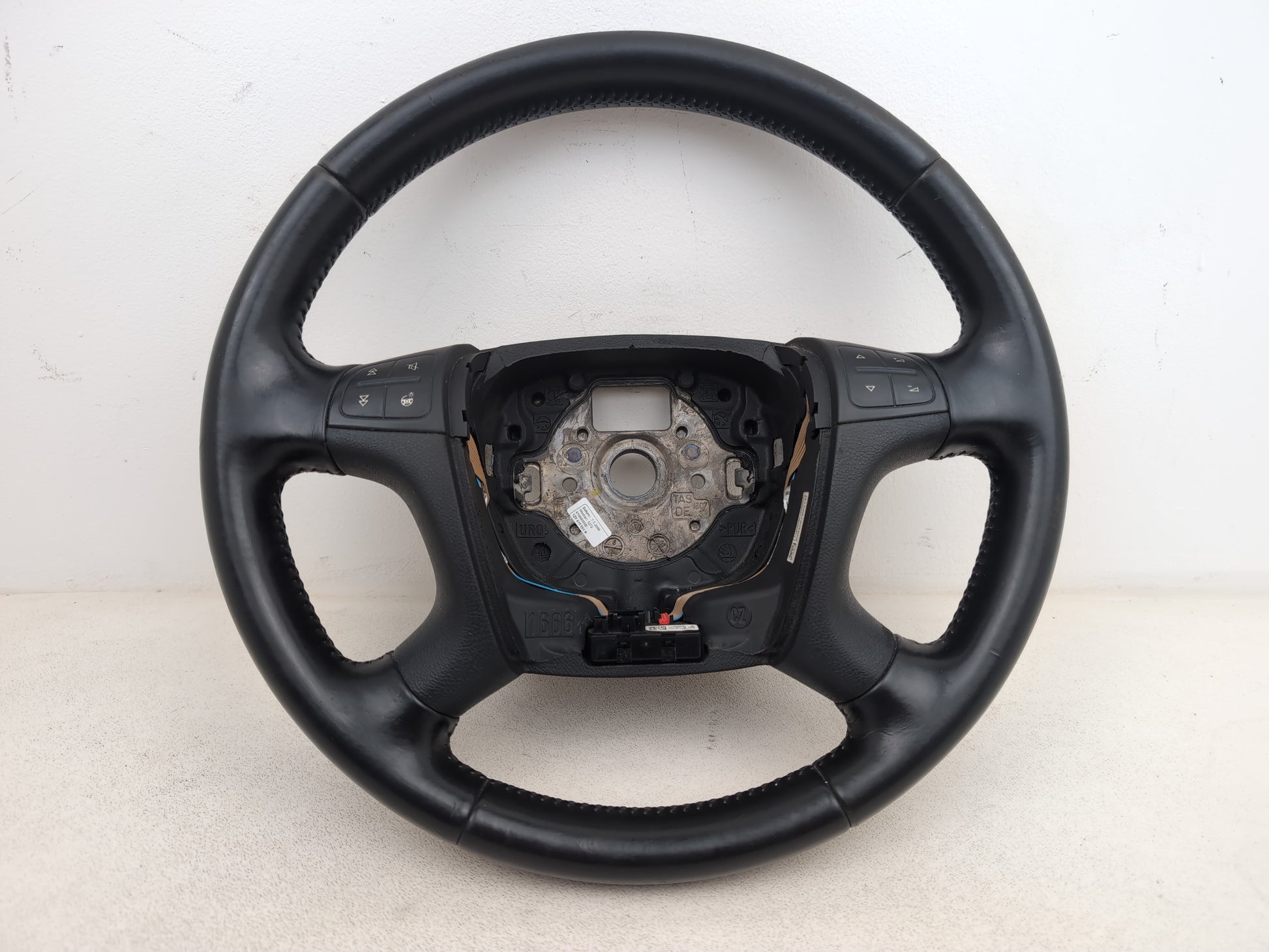 Steering Wheel 1
