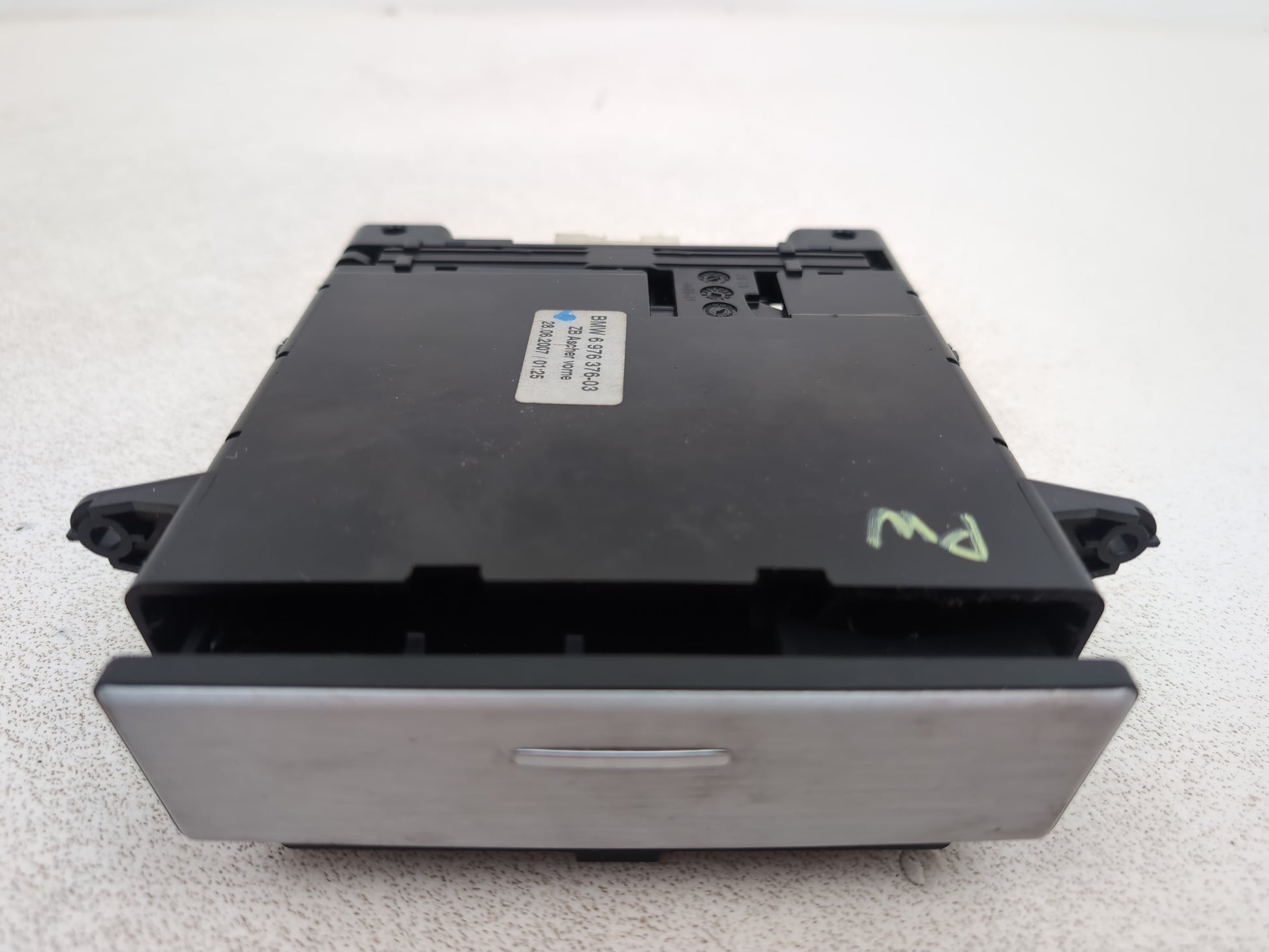 Ashtray Centre Console 1