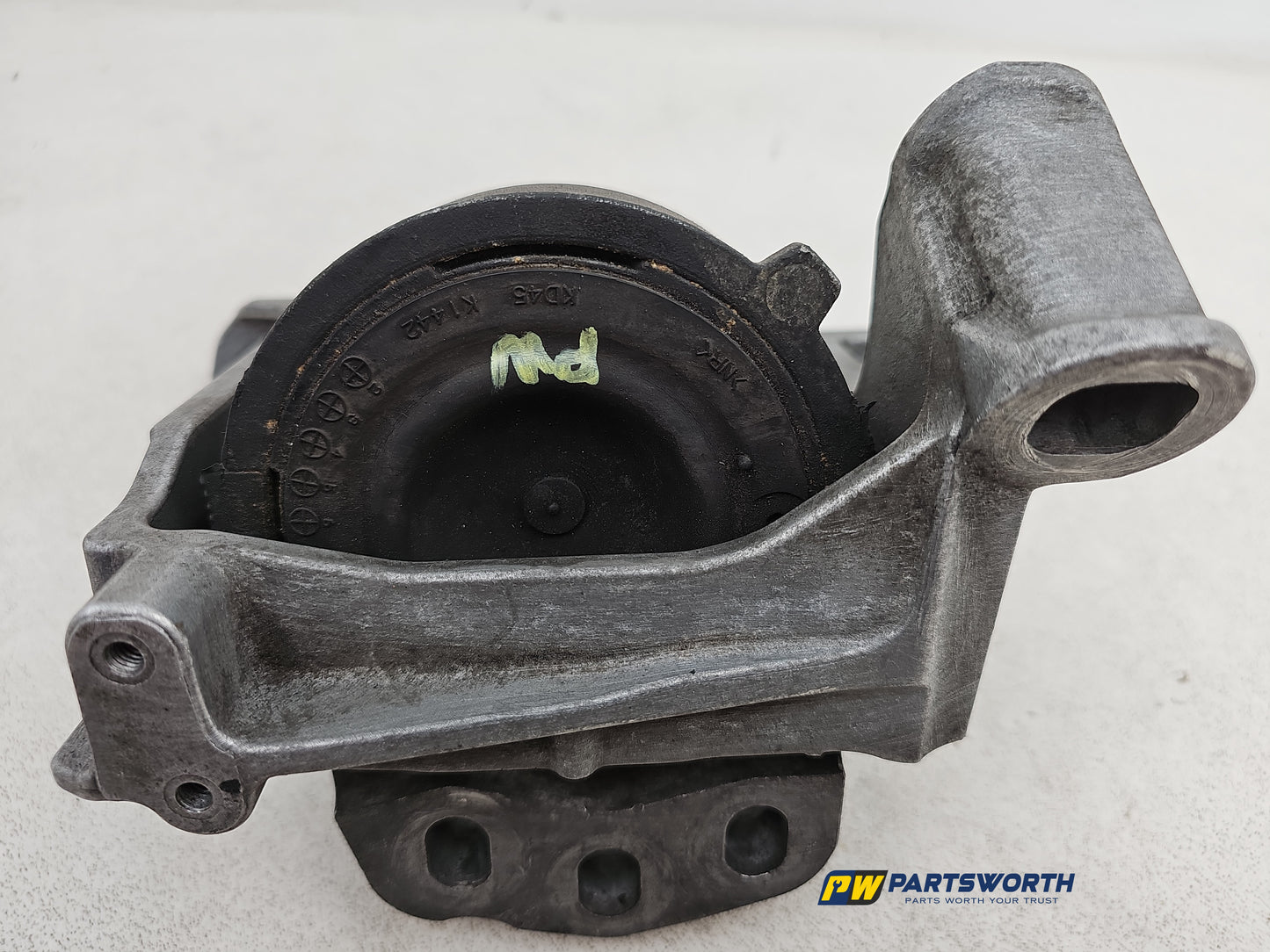 Engine Mounting RH 1