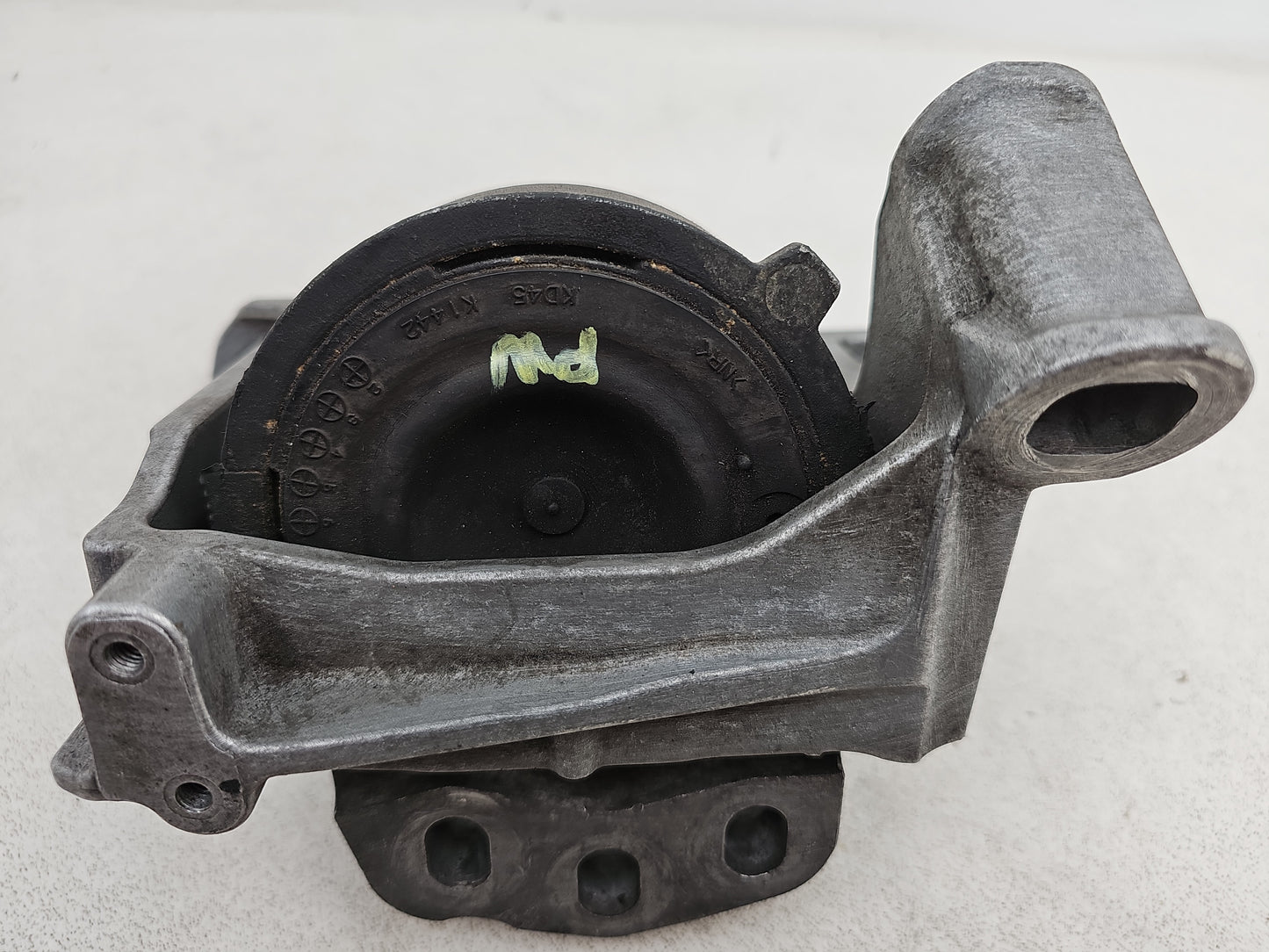 Engine Mounting RH 1