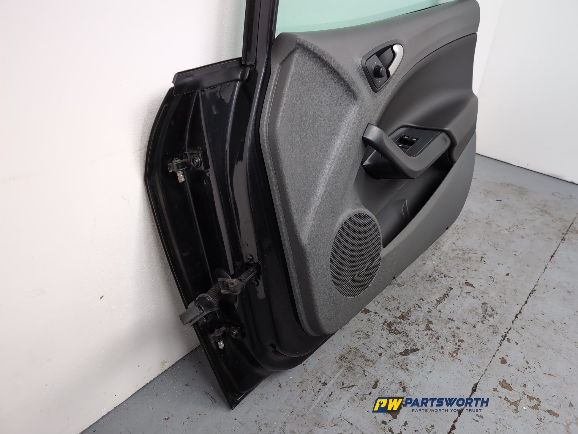 Door Front RH 10