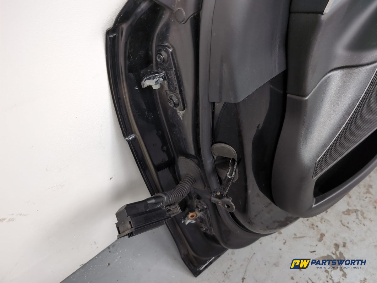 Door Front RH 13