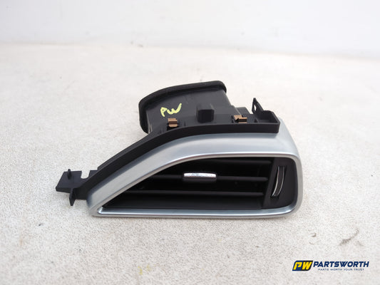 Jaguar Xe X760 Front Driver Right Dashboard Air Vent Hx73018b08ab