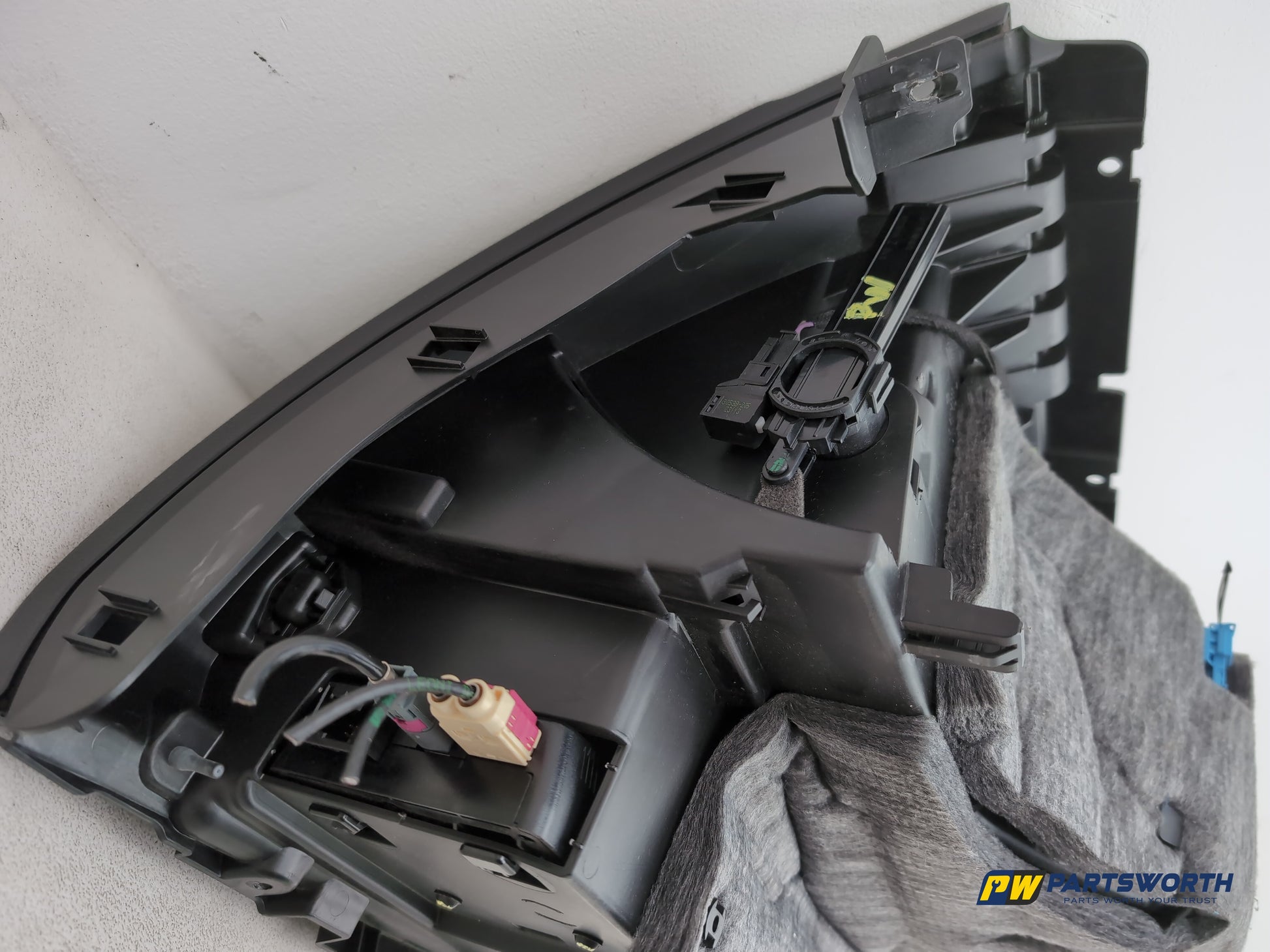 Glove Compartment Assembly 7