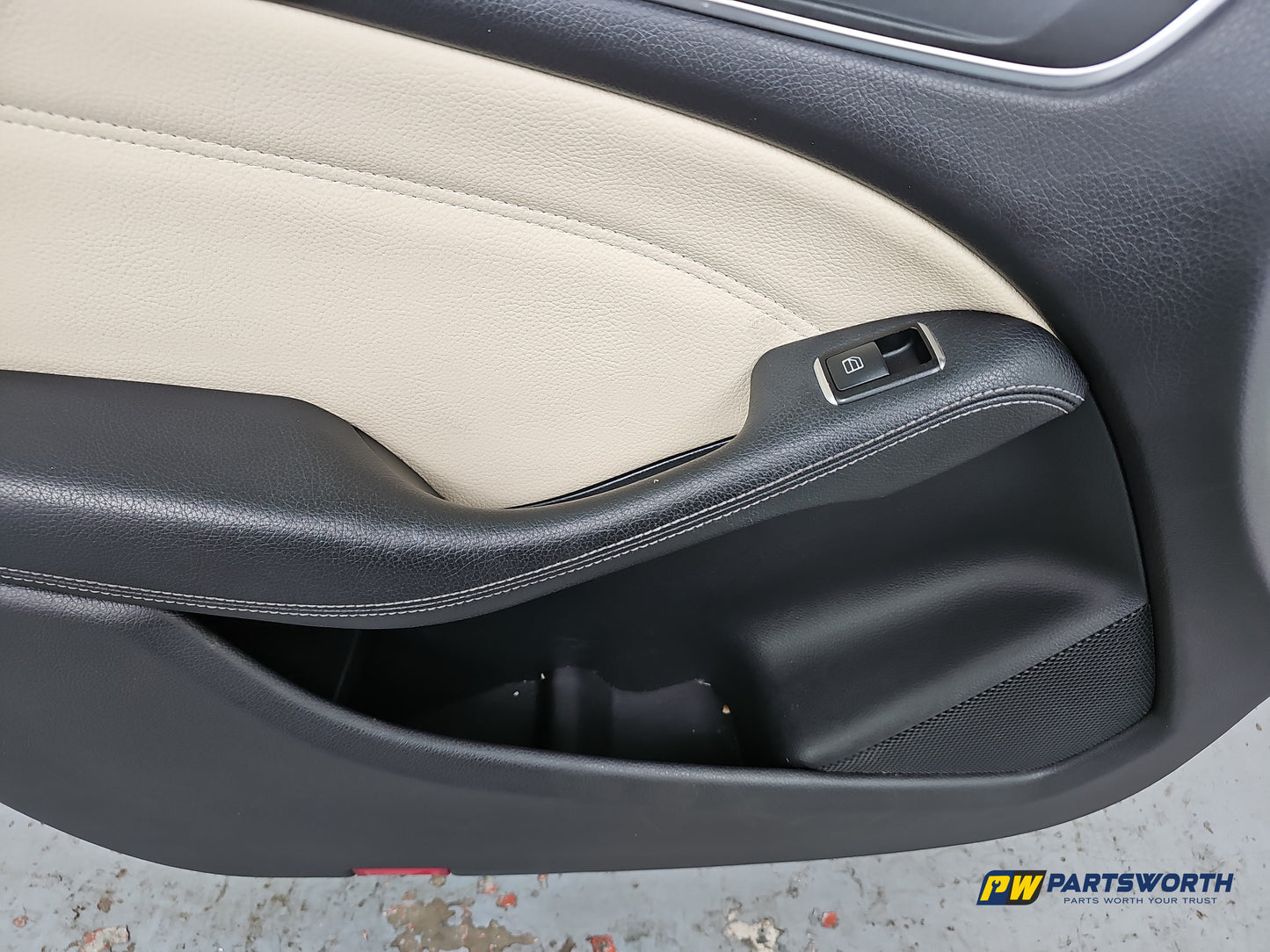 Door Front LH 13