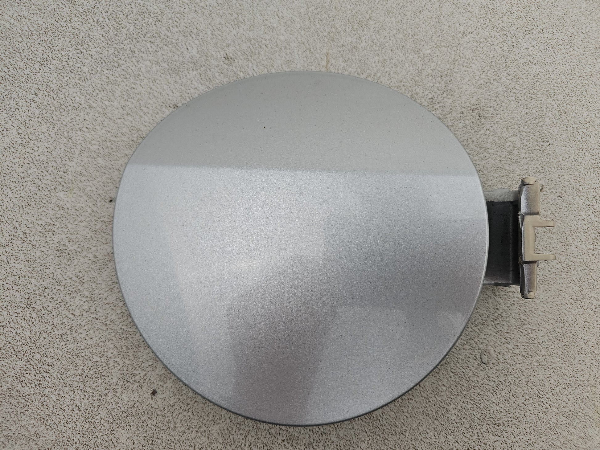 Fuel Filler Flap 6