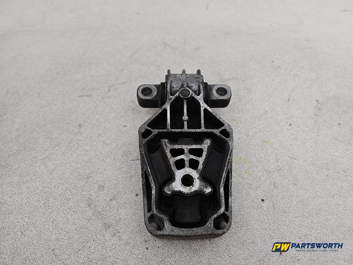 Engine Mounting Bracket 1