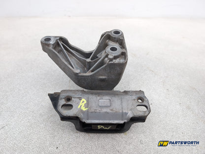 Engine Mounting Bracket 1