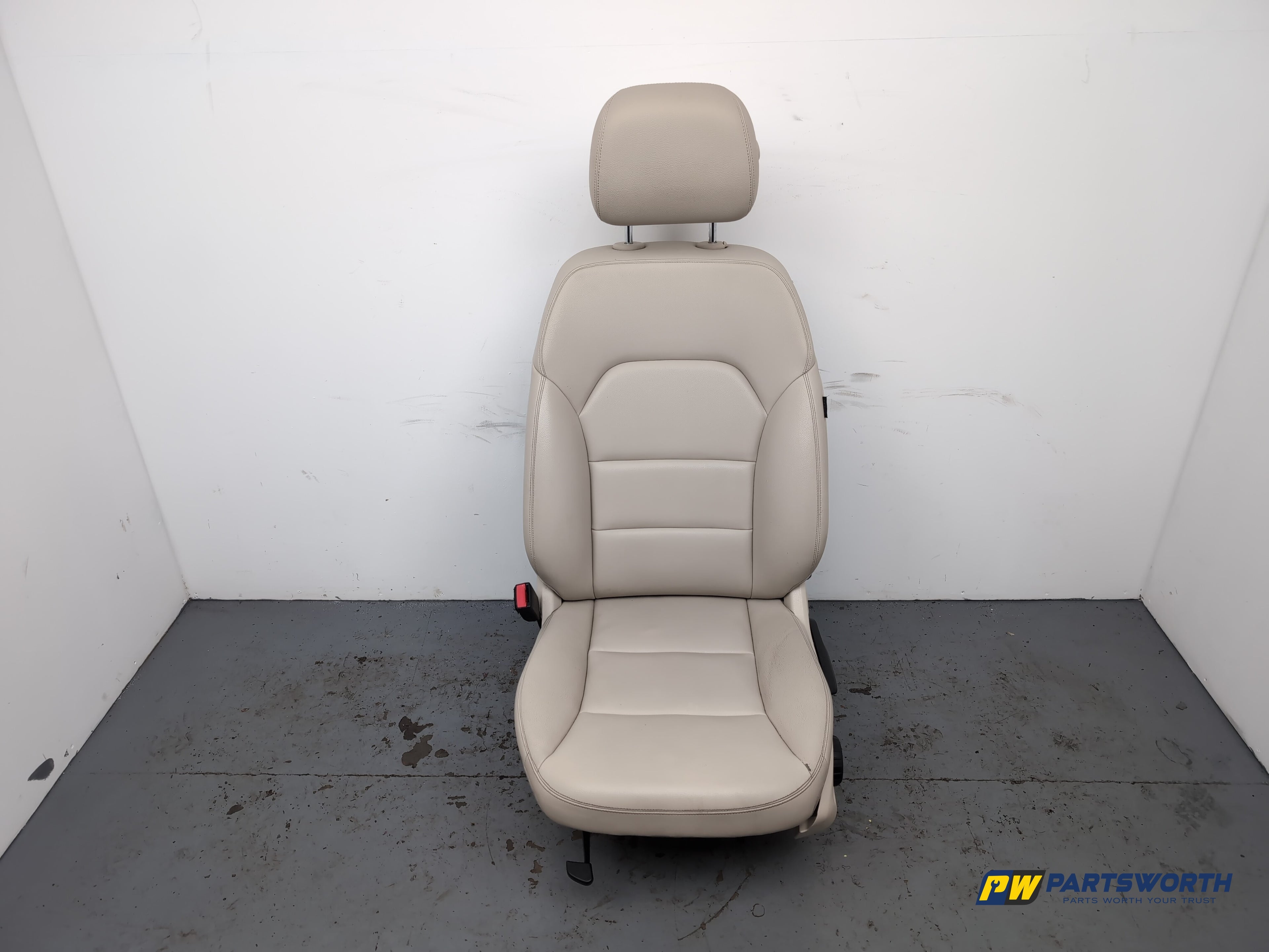 Seat Front LH 1