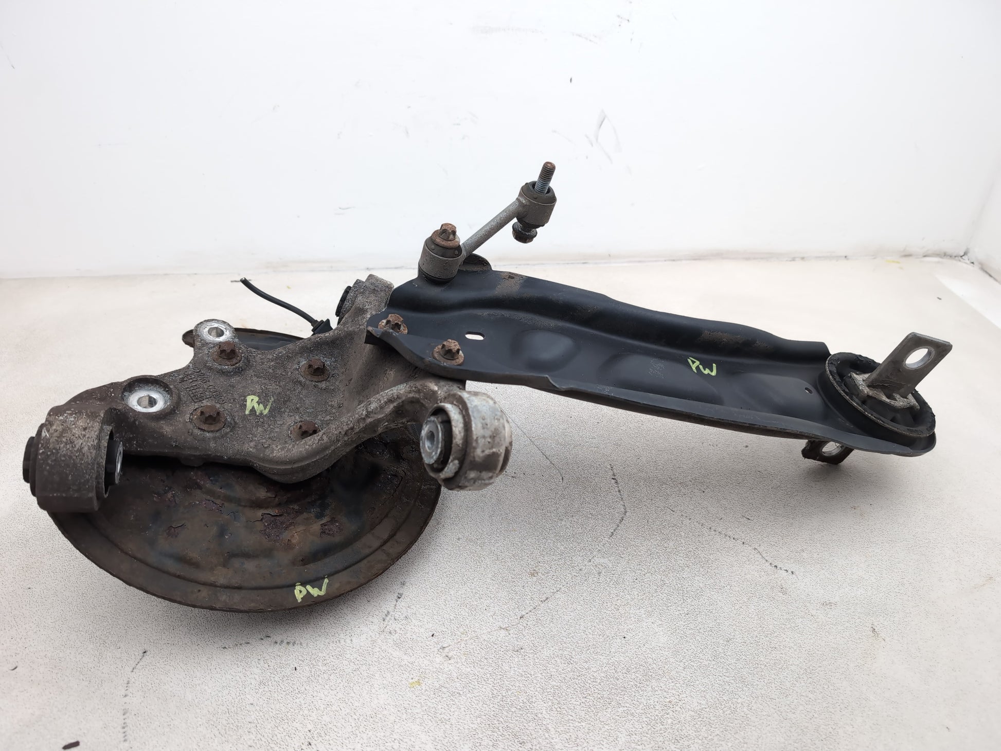 Wheel Hub Rear LH 1