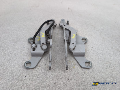 Bonnet Hinges 1