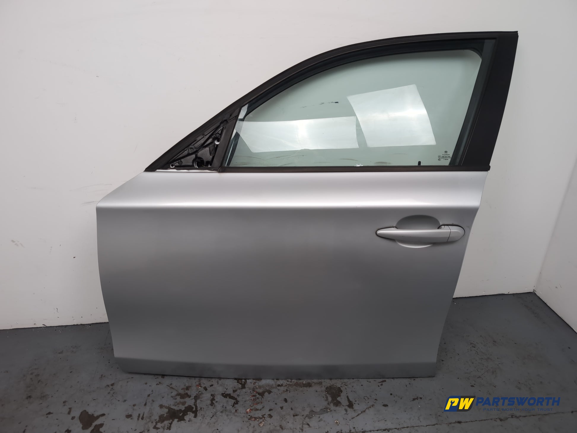 Bmw 1 Series E87 M Sport Door Front Lh Passenger Side Silver 354 2007-2009