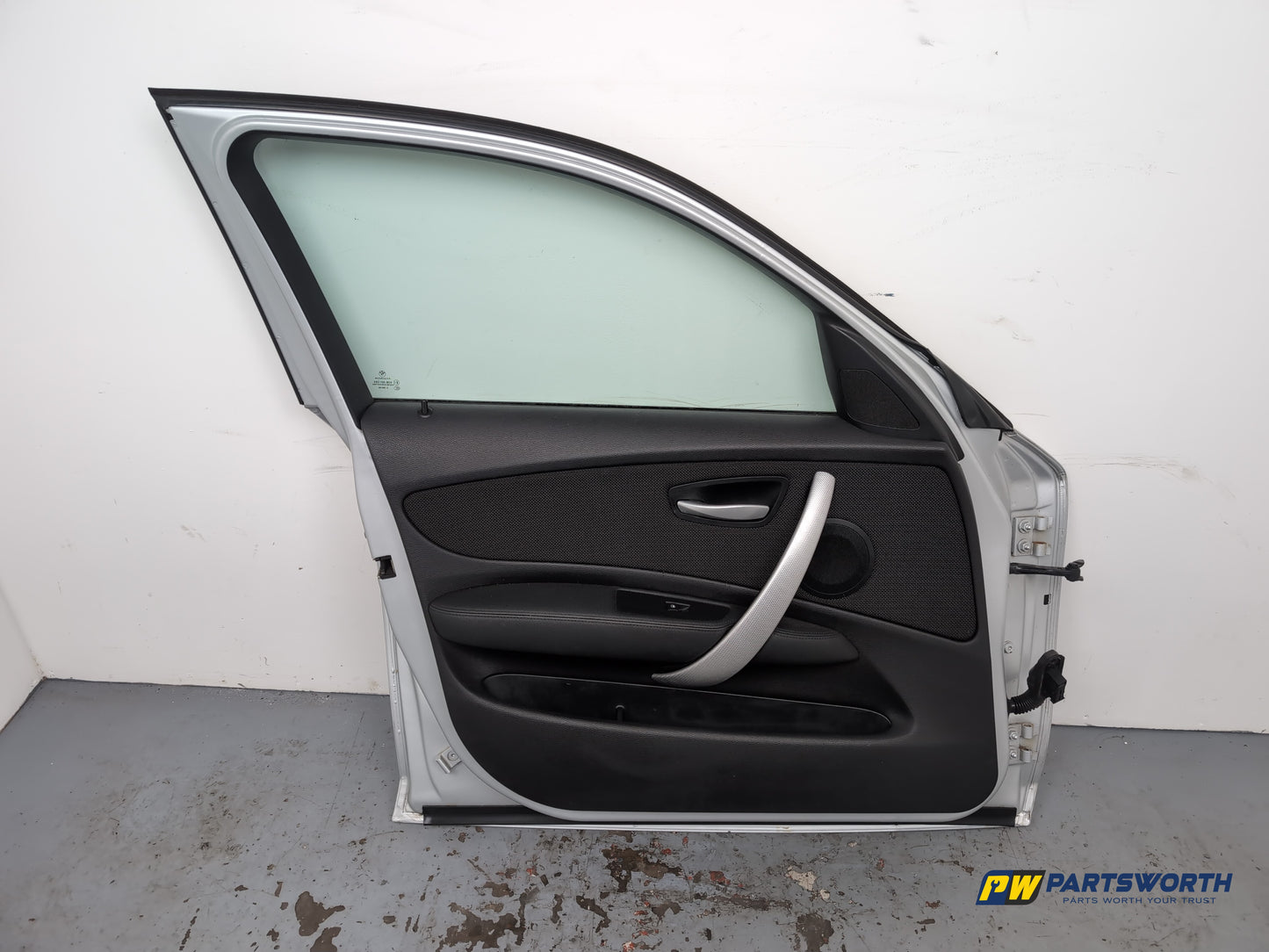 Bmw 1 Series E87 M Sport Door Front Lh Passenger Side Silver 354 2007-2009 - photo 7