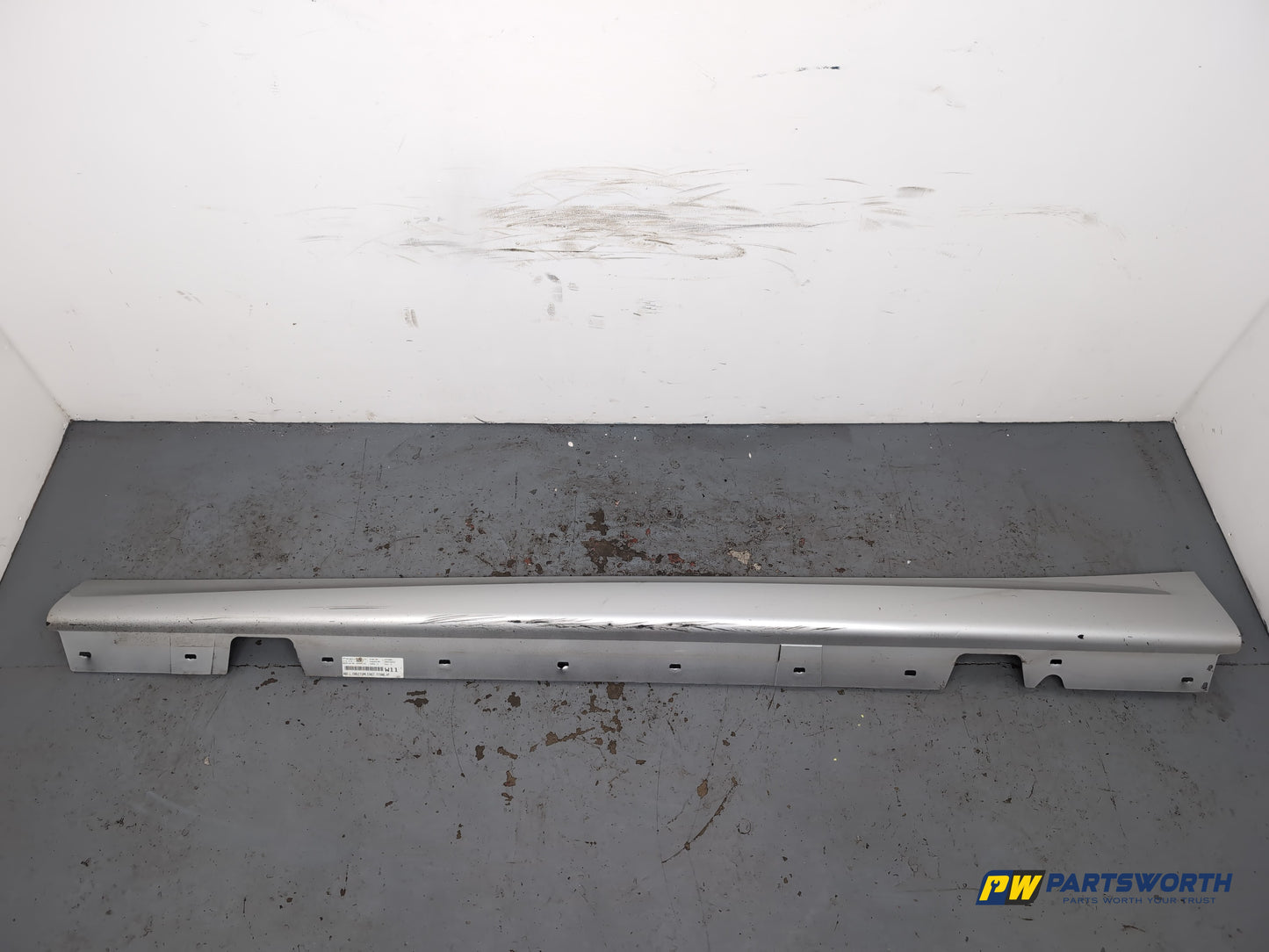 Side Skirt LH 1