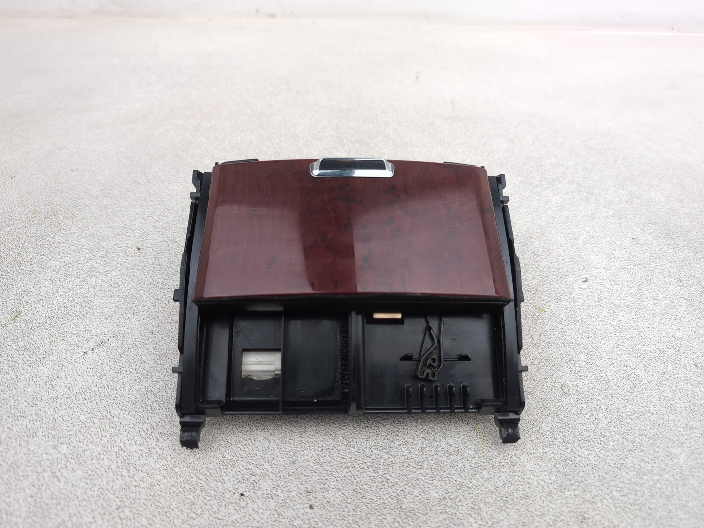 Ashtray Centre Console 1