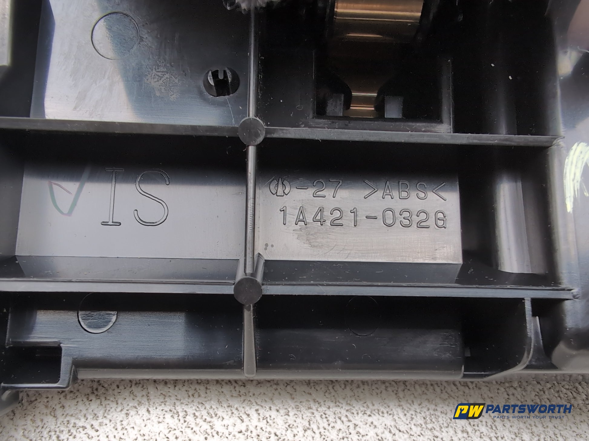 Ashtray Centre Console 5